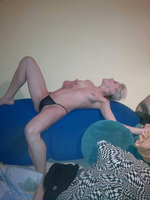 25P Amateur hot lady