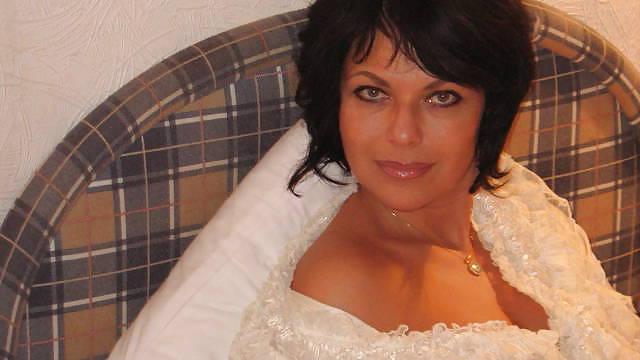 25P Amateur hot lady