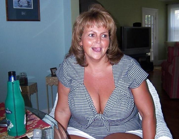 20P Women clothed 1 (Mature special)