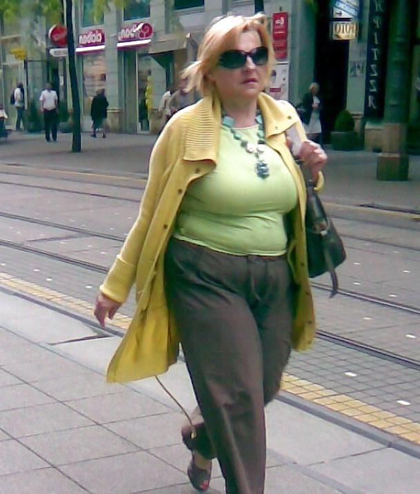 20P Women clothed 1 (Mature special)