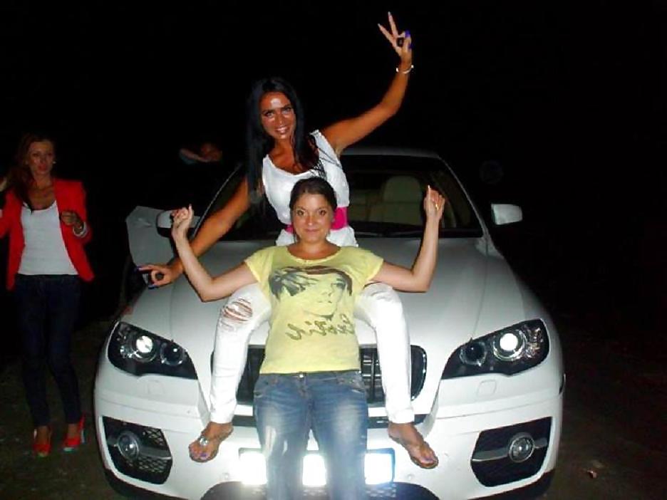 25P Romanian women: Georgina