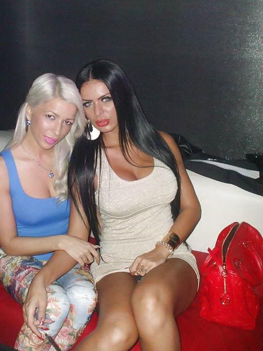 25P Romanian women: Georgina