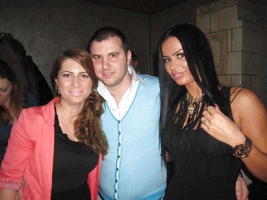 25P Romanian women: Georgina
