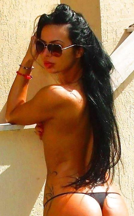 25P Romanian women: Georgina