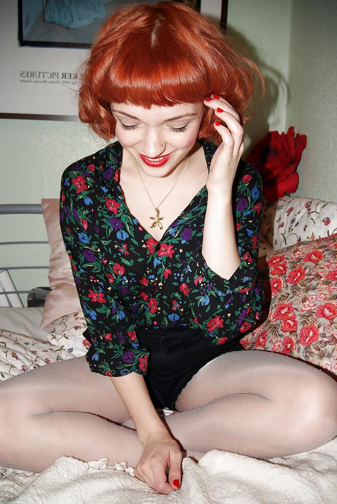 25P Non Nude Hipster Girls