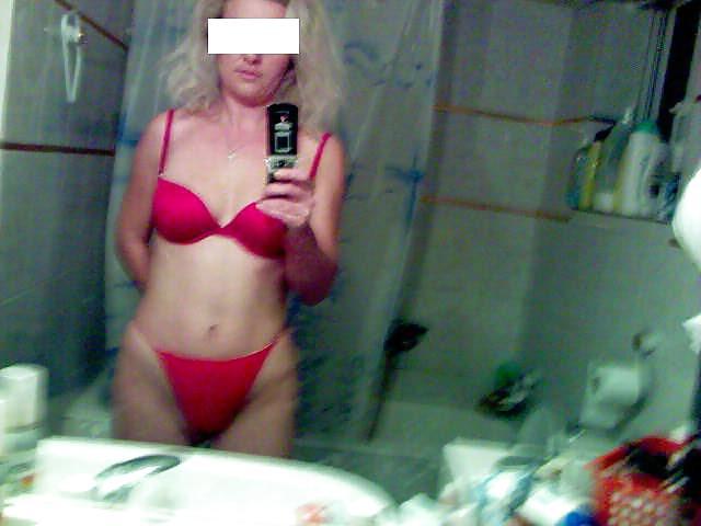 25P Greek milf 2