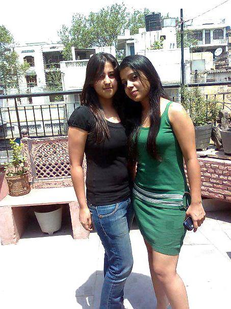 17P Beautiful Indian Girls 80 (Non Porn)-- By Sanjh 