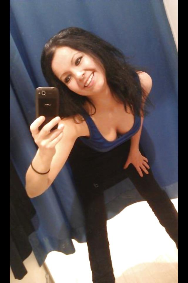8P Teengirl non nude