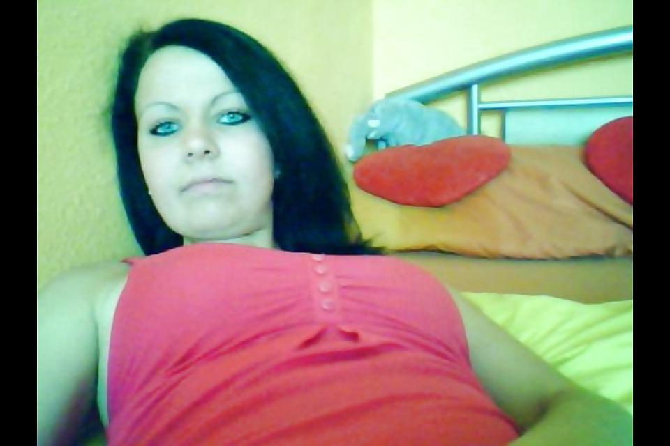 8P Teengirl non nude