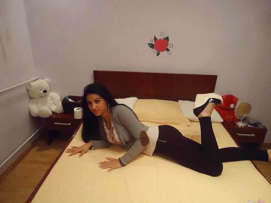16P Romanian girl: roxana part 4