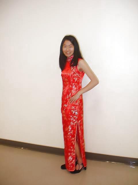 14P Single Asian girl in Cheongsam