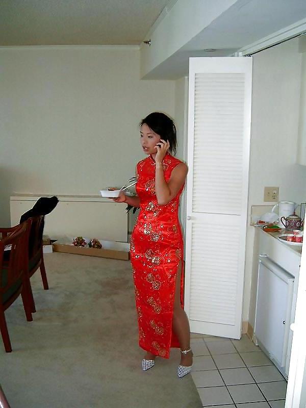 14P Single Asian girl in Cheongsam