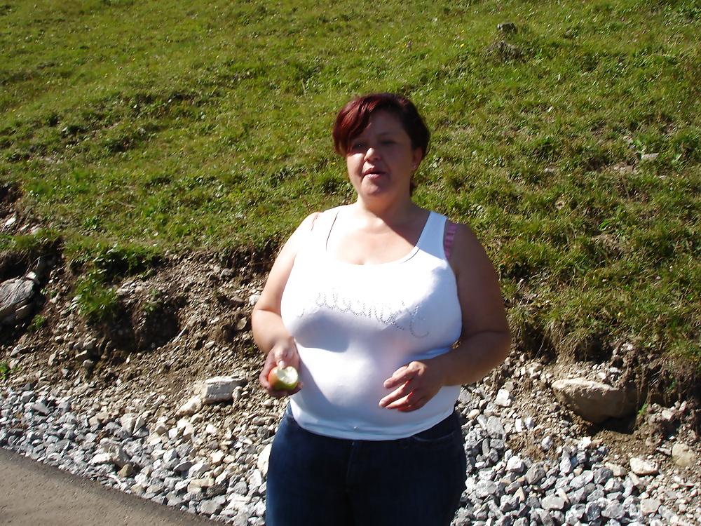 15P She is in Public, my fat german wife