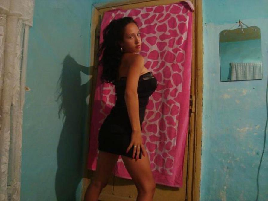 24P Romanian girl: violeta