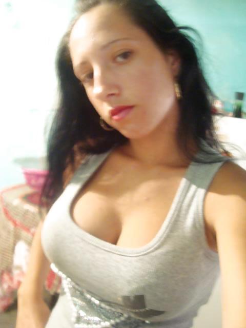 24P Romanian girl: violeta