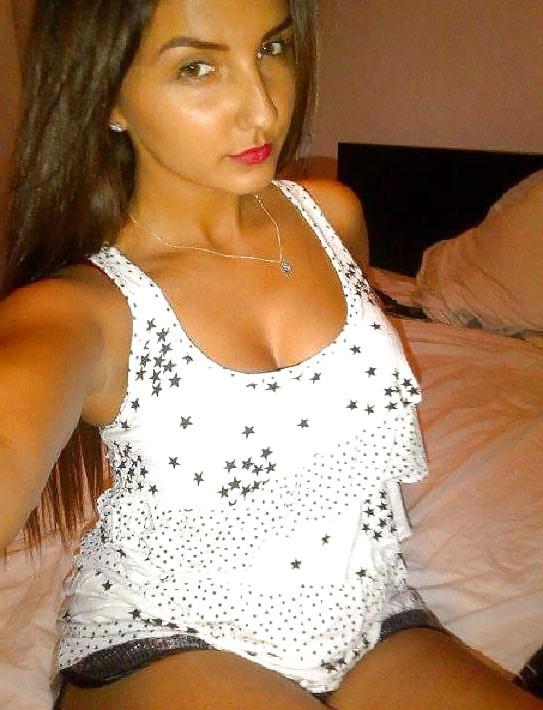10P Romanian girl: mari