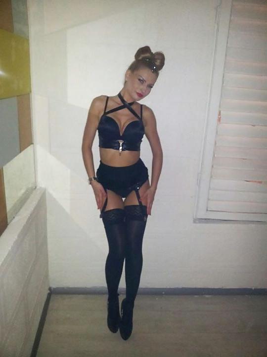 21P Romanian girl: Maria