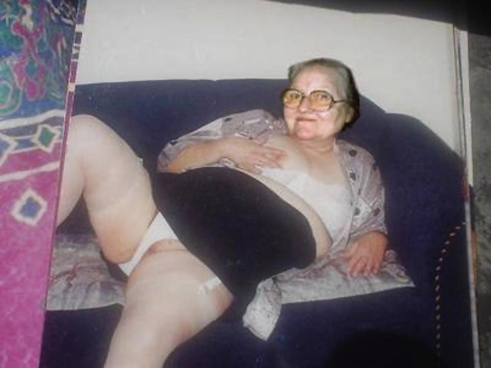 25P Grannies BBW Matures #32