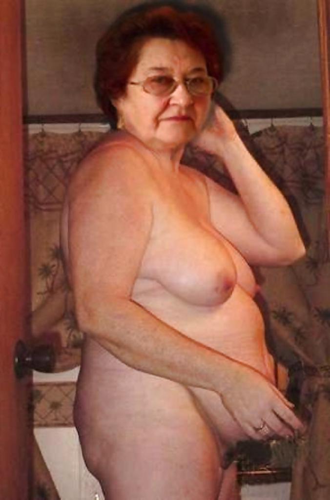 25P Grannies BBW Matures #32