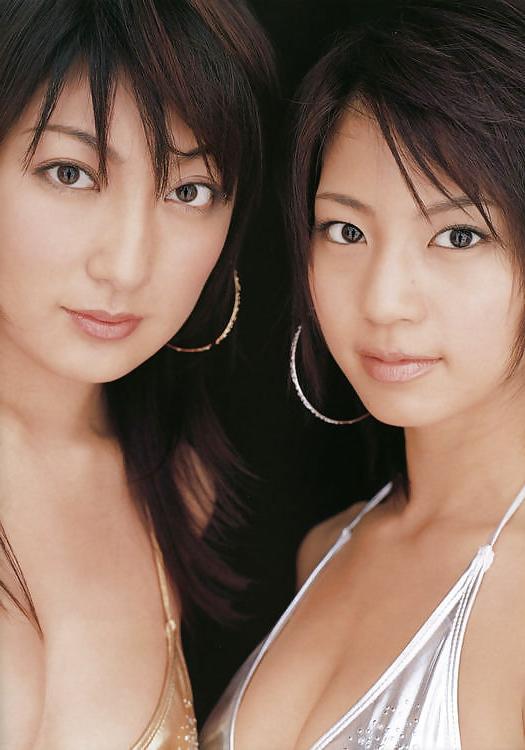 14P Yoko Kumada & Misako Yasuda (non-nude)