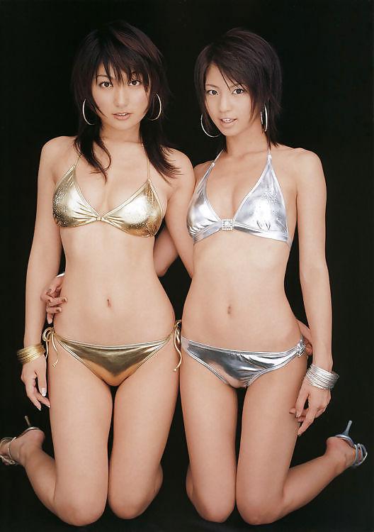 14P Yoko Kumada & Misako Yasuda (non-nude)