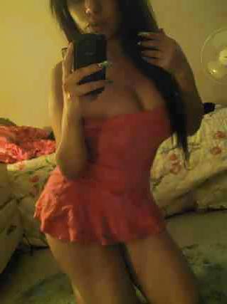 25P PAWG Latina ghetto ass (clothed)