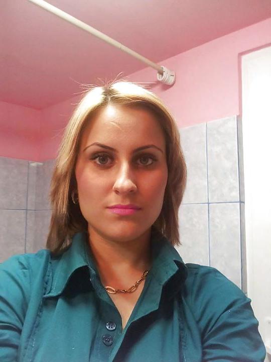 18P Romanian girl: Ana