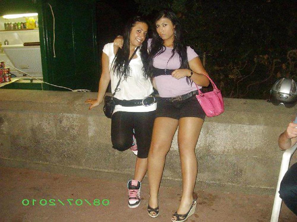 9P Venezuelan woman: consuela