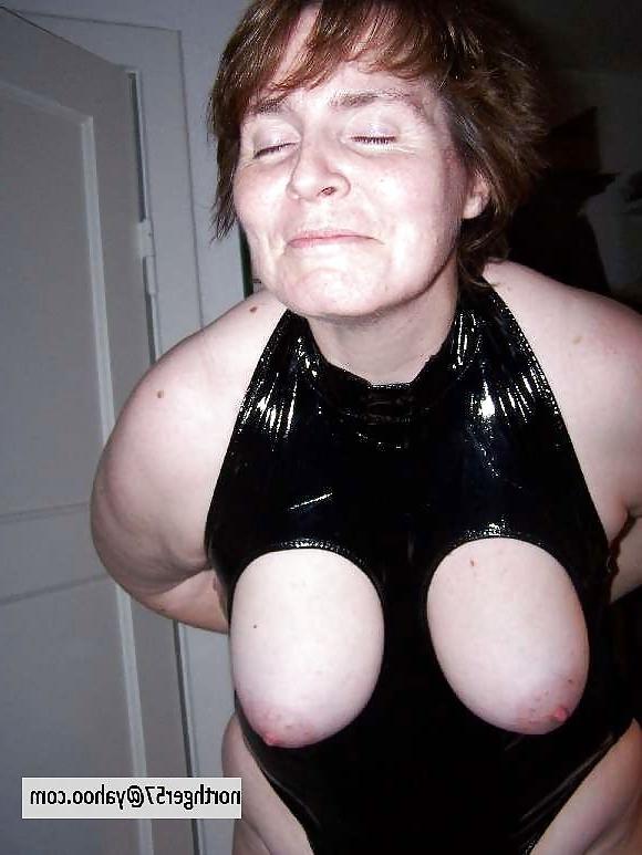 20P Mature-BBW-Ladies 386