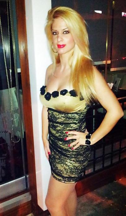 25P Greek blonde