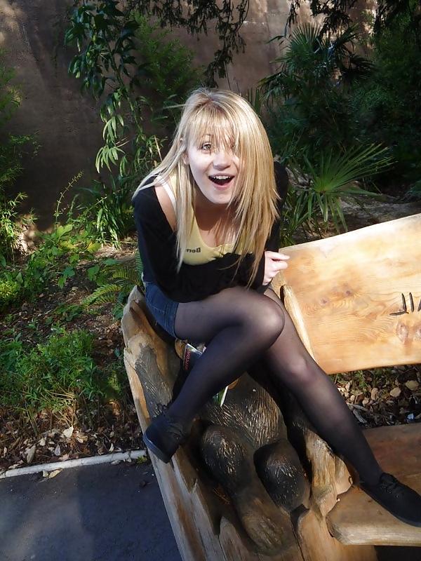 25P Swedish girls in pantyhose and stockings 2