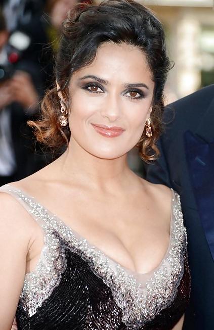 25P A Few From Salma Hayek----non nude