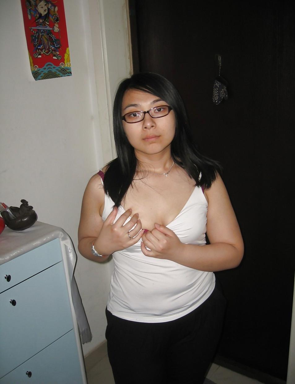 22P The Beauty of Amateur Chubby Big Ass Asian