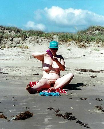 12P My bbw at the beach