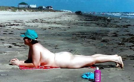 12P My bbw at the beach