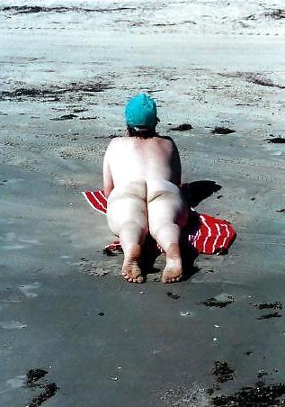 12P My bbw at the beach
