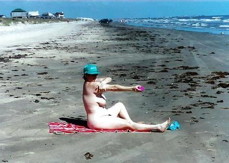 12P My bbw at the beach