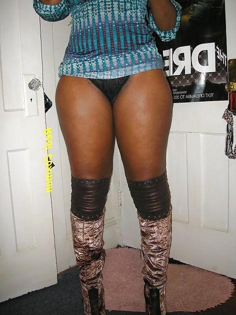 7P Jamaican Upskirt