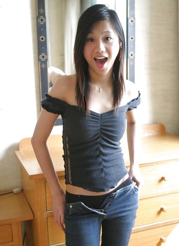 20P Beautiful & Sexy Ladyboys