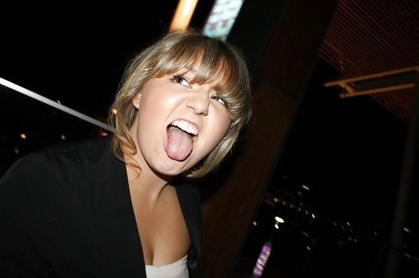 25P Open mouth