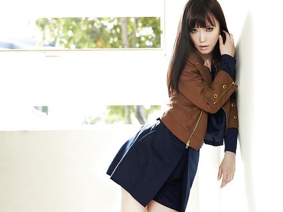 7P Hot Asian Celebrity Fann Wong