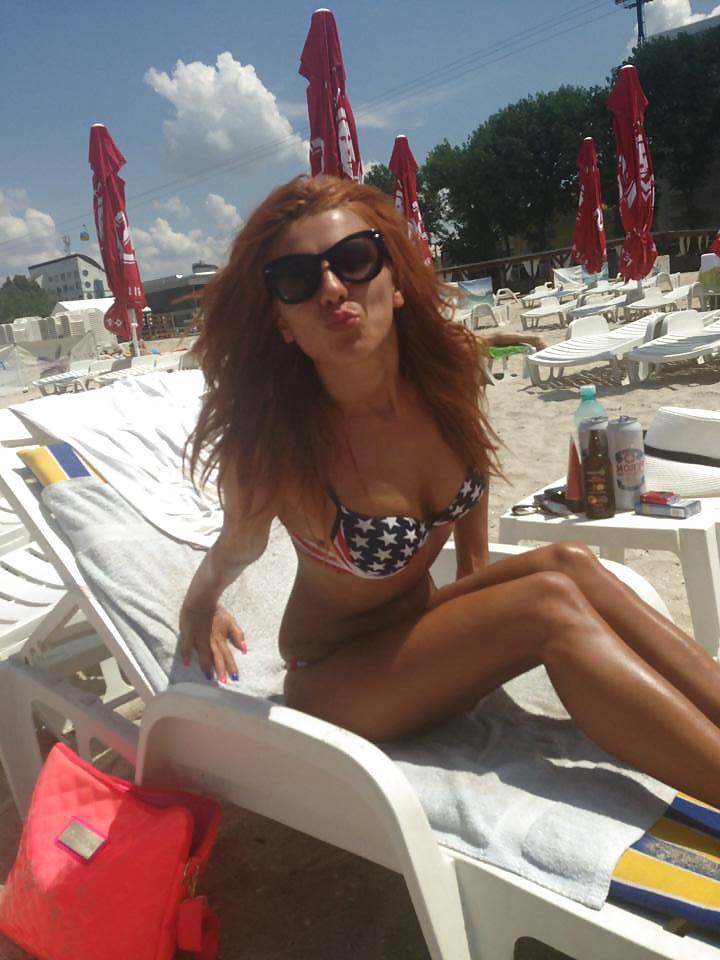 15P Romanian girl: andreea