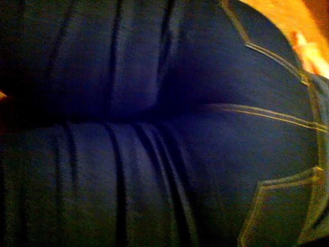5P Phat ass in tight jeans