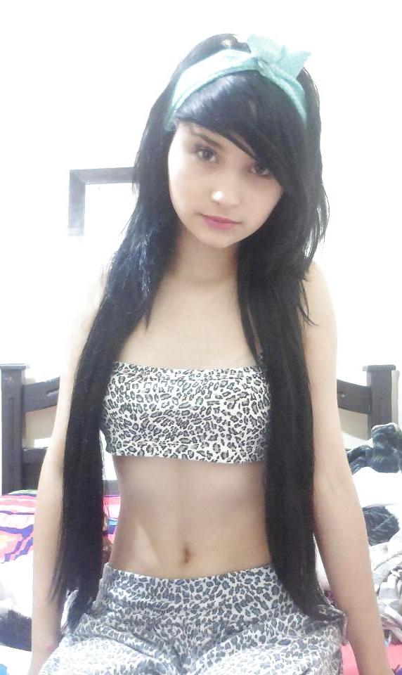 6P Non nude latinas