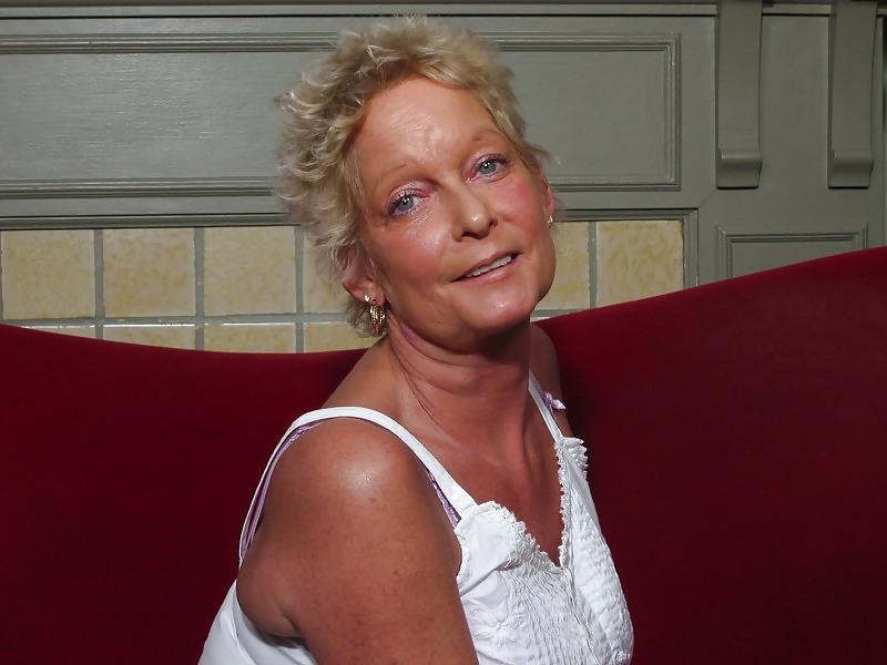 25P Old lady 2