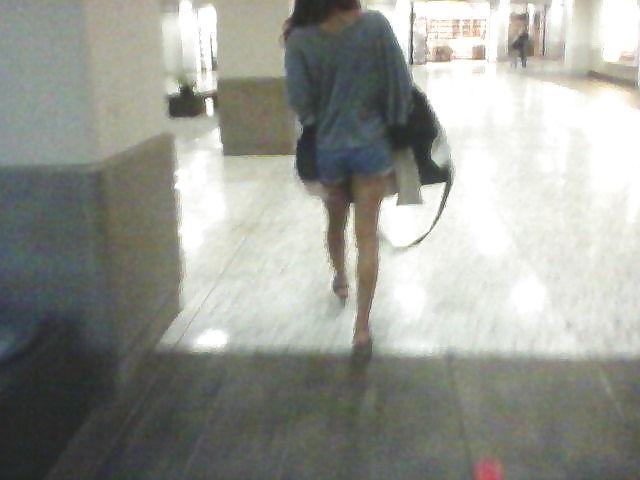 25P Upskirts! candids!