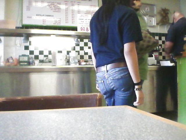 25P Upskirts! candids!