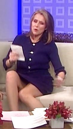 6P Meredith Vieira Upskirt