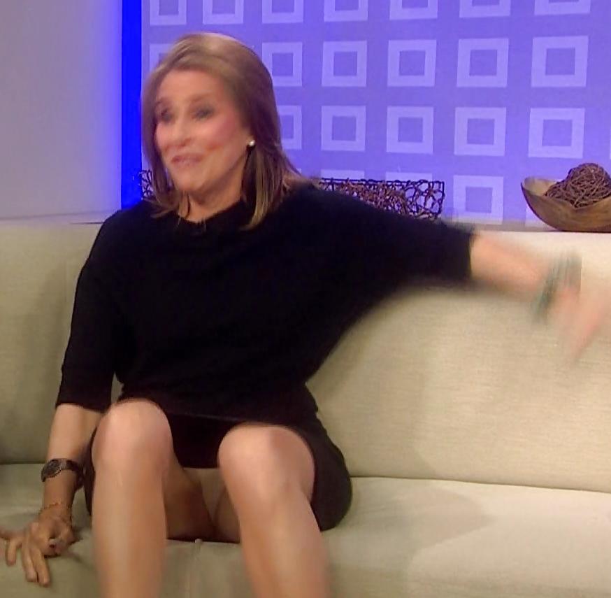 6P Meredith Vieira Upskirt