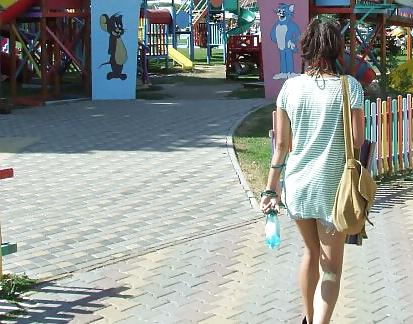 25P Spy sexy teens in parck romanian